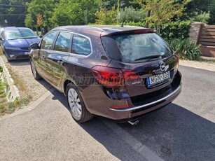 OPEL ASTRA 1.6 T Cosmo NAPFÉNYTETŐ TEMPOMAT FÉLBŐR