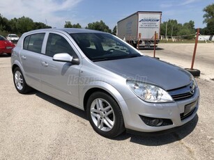 OPEL ASTRA H 1.6 Cosmo ABS+ DIGITKLÍMA !!!