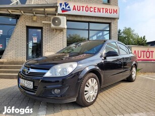 Opel Astra H Sedan 1.6 Enjoy Magyar-1 Tulaj