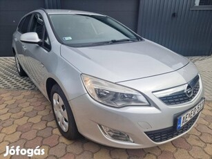 Opel Astra J Sports Tourer 1.7 CDTI Enjoy Vonóh...