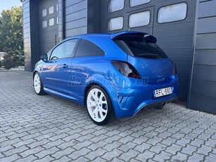 OPEL CORSA D 1.6 OPC SZERVIZELT / RECARO / NAVI / TEMPOMAT / TOLATÓRADAR