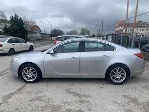 OPEL INSIGNIA 2.0 CDTI Active (MAGYARORSZÁGI-RENDSZERESEN KARBANTARTOTT-JÓ GUMIK)