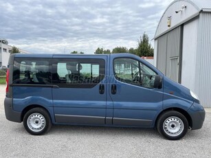 OPEL VIVARO L1H1 9 személyes