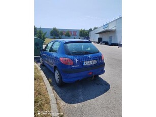 PEUGEOT 206 1.1 X-Design