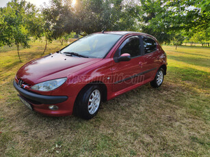 PEUGEOT 206 1.4 HDi Presence