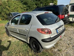 PEUGEOT 206 1.4 HDi Presence