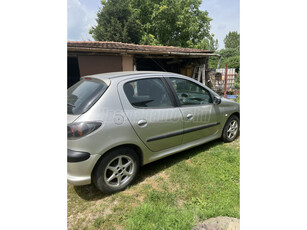 PEUGEOT 206 1.4 HDi Presence