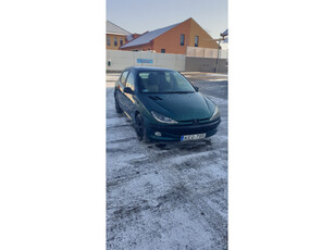 PEUGEOT 206 1.6 Roland Garros