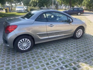 PEUGEOT 207 CC 1.6 VTi Feline