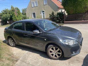 PEUGEOT 301 1.6 VTi Active