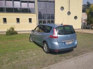 RENAULT GRAND SCENIC Scénic 1.4 TCe Privilege