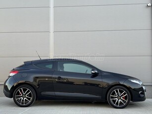 RENAULT MEGANE 1.6 Monaco Panorámatetővel! Radarral Elől-Hátul!