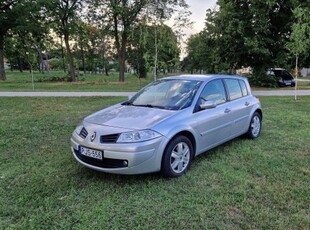 Renault Megane II. 123634 km!!