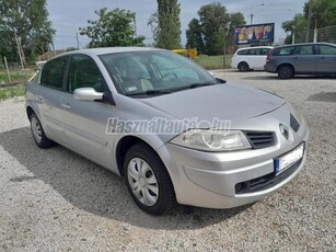 RENAULT MEGANE Lim. 1.4 Expression Mo-i+friss műszaki!