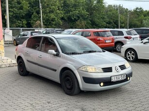 RENAULT MEGANE Limousine 1.6 Privilege MAGYAR 2TUL ÚJMODELL ÚJSZGUMI 8KERÉK KGO 240EKM SZERVO KLÍMA HIFI ISOFIX 3XROLÓ