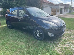 RENAULT SCENIC 1.5 DCi