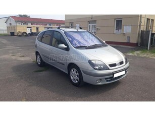 RENAULT SCENIC Scénic 1.6 16V