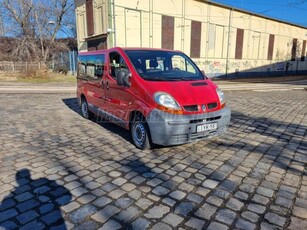 RENAULT TRAFIC 1.9 dCi L1H1 Komfort spórolós 9 fős csapatszállító