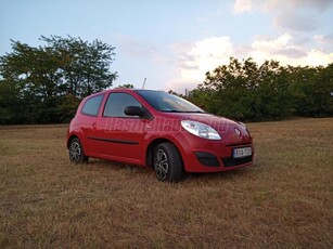 RENAULT TWINGO 1.2 Acces