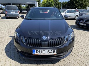 SKODA OCTAVIA Combi 2.0 CR TDI SCR Style DSG7 1.Tulajdonos-ÁFA-s-Magyar autó- szervizkönyv-Sport belső