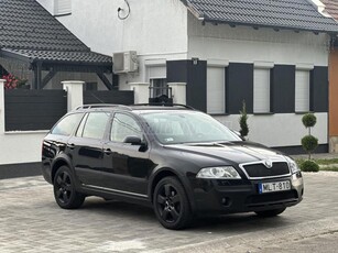 SKODA OCTAVIA Combi 4x4 2.0 PD TDI DPF Elegance