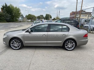 SKODA SUPERB 2.0 CR TDI Comfort (MAGYARORSZÁGI-VEZ.SZERV.KÖNYV-ÚJ FELNI ÚJ GUMIVAL)