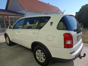 SSANGYONG REXTON 2.0 e-XDI DLX 4WD