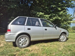 SUZUKI SWIFT 1.0 GLX