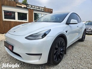 Tesla Model Y Performance AWD (Automata) Sz.kön...