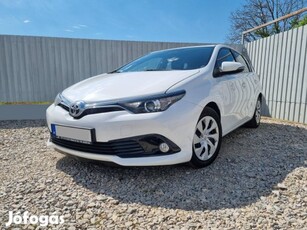 Toyota Auris 1.6 D-4D Active Trend+ Magyarorszá...