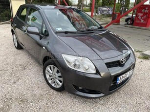 TOYOTA AURIS 1.6 Executive