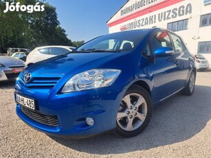 Toyota Auris 2.0 D-4D DPF Sol Navigáció! Tolató...