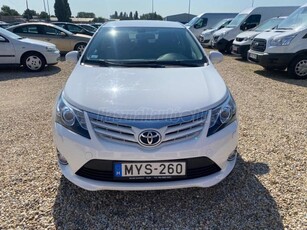 TOYOTA AVENSIS 2.0 D-4D Premium Navi.Digitklíma.Xenon.Ülésfűtés.Tolatókamera.Tempomat