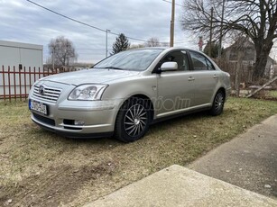 TOYOTA AVENSIS 2.0 D