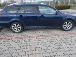 TOYOTA AVENSIS Wagon 2.0 D-4D Executive