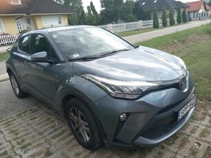 TOYOTA C-HR 1.2T Comfort Business AXIT (EU.M)