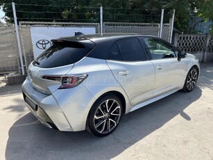 TOYOTA COROLLA 2.0 Hybrid Executive e-CVT 2020 - smart - led - navi - kamera - HUD - jbl - első/hátsó radar - ülésfűtés