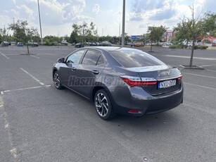 TOYOTA COROLLA Sedan 1.6 Executive