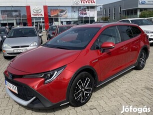 Toyota Corolla Touring Sports 2.0 Hybrid Trek e...