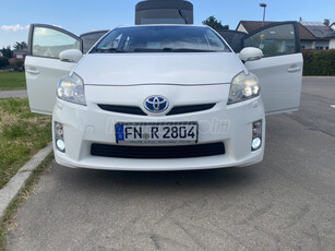 TOYOTA PRIUS 1.8 HSD Premium (Automata)