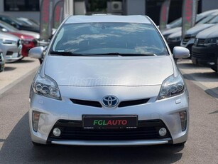 TOYOTA PRIUS 1.8 HSD Premium (Automata) GARANTÁLT KM. NAVI. LED LÁMPA. JBL. SMART KEY!