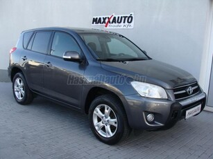 TOYOTA RAV 4 Rav4 2.2 D-4D 4x4 Sol TEMPOMAT+2 ZÓNÁS DIG.KLÍMA+PARKRADAR!