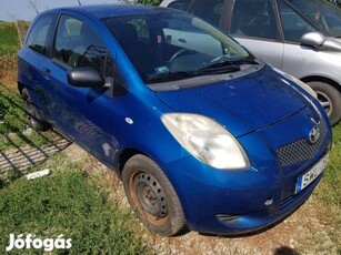 Toyota Yaris 1.0