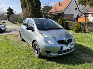 TOYOTA YARIS 1.3 Exe