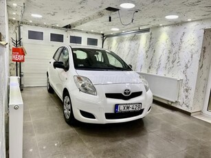 TOYOTA YARIS 1.33 Active+Cool CVT Magyarországi .klíma . start-stop .6 sebességes kézi !!