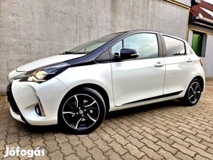 Toyota Yaris 1.5 Dual VVT-iE Selection White CV...