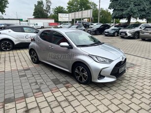 TOYOTA YARIS 1.5 VVT-i Comfort Style Tech