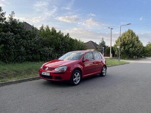 VOLKSWAGEN GOLF V 1.4 Trendline Klíma-5 ajtó-Megbízható állapot