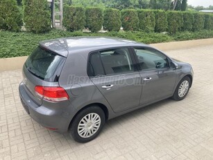 VOLKSWAGEN GOLF VI 1.6 TDi Comfortline VÉGIGVEZETETT SZERVIZKÖNYV