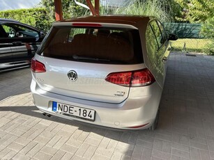 VOLKSWAGEN GOLF VII 1.4 TSi BMT Comfortline Magyarországi vezetett szervízkönyves